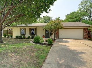 409 College Ave, Keller, TX 76248