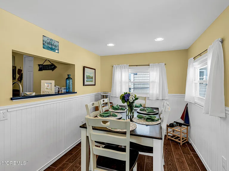 112 W Tide Way — Photo 7