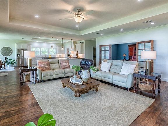 4th image of 125 Sunrise Ln