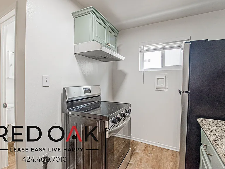 2666 Ellendale Pl #203 — Photo 5