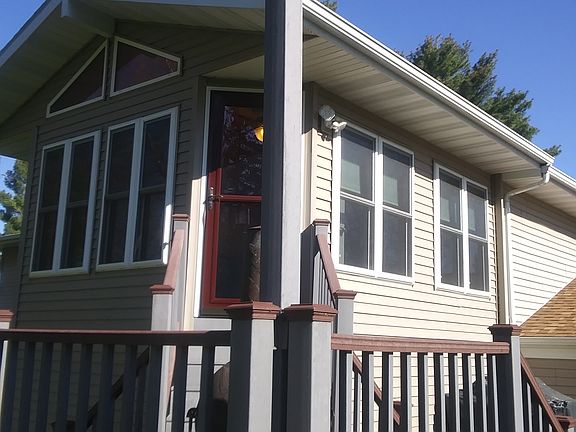 3rd image of 2045 Woodland Dr