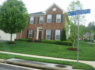 5459 Mittendorff Ln, Alexandria, VA 22315