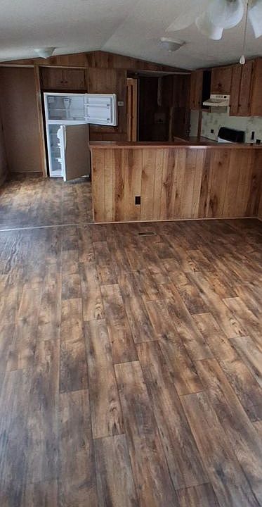 2nd image of 6909 Sunbeam Ct