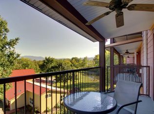 527 River Place Way UNIT 524, Sevierville, TN 37862