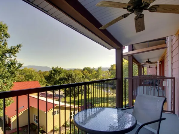 527 River Place Way Unit 524, Sevierville, TN 37862