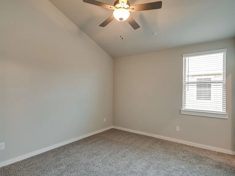 623 Harvest Moon Dr — Photo 12