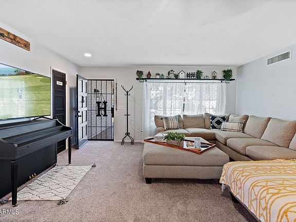 5th image of 5124 W Larkspur Dr