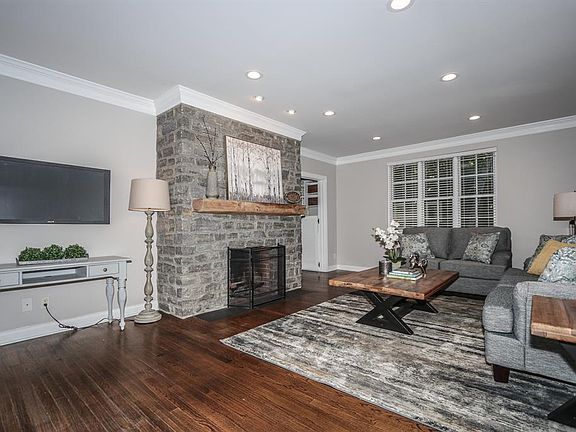 2nd image of 304 Amherst Ave