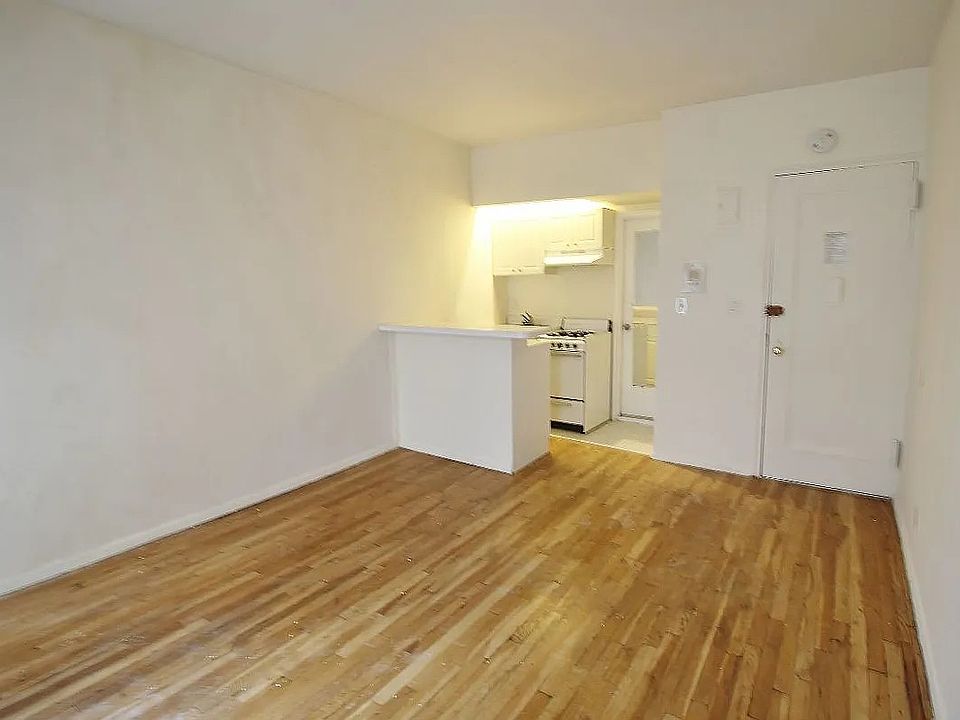 2nd image of 354 E 81st St APT 1B