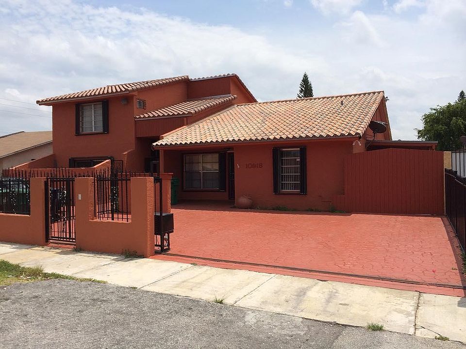 1st image of 10918 NW 1st Ln