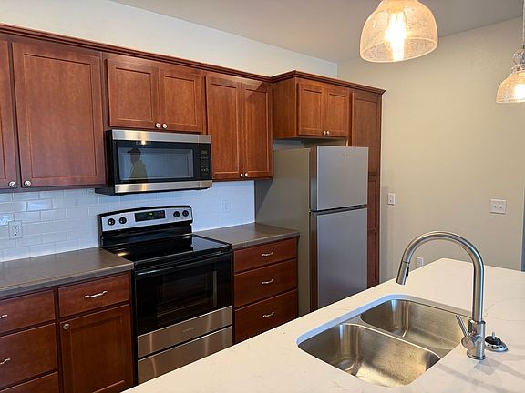 2nd image of 2543 N 15th St #110