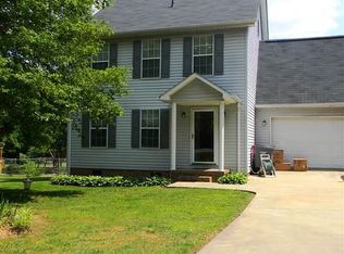 122 W Mountain Creek Church Rd, Greenville, SC 29609