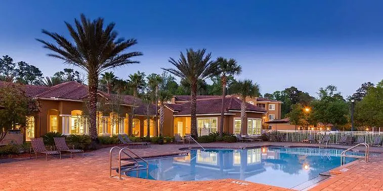 4890 Florida Club Cir — Photo 16