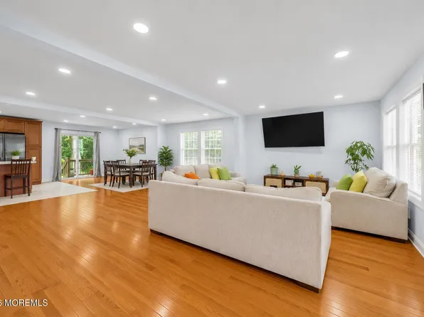 38 E Sunset Avenue E, Red Bank, NJ 07701