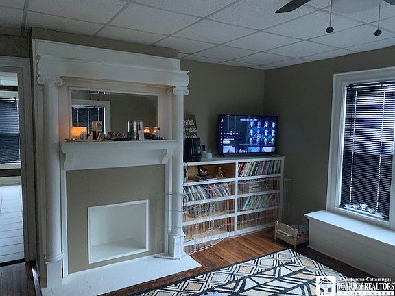 2nd image of 2 Butler St