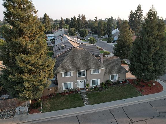 3rd image of 3331 E Sycamore Ave