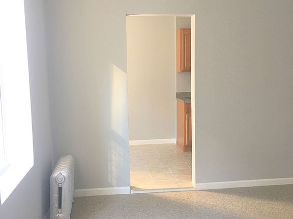 3rd image of 3578 Dekalb Ave APT 5C