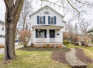 27 South St, Pittsford, NY 14534