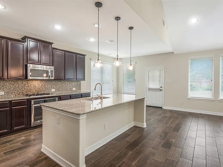 10823 Paula Bluff Ln — Photo 11