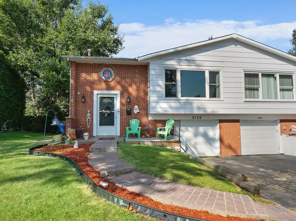 6728 Valley View Rd, Hanover Park, IL 60133