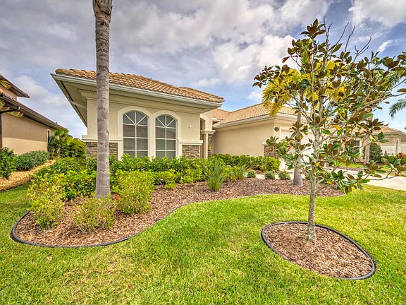 3rd image of 6525 Arroyo Dr