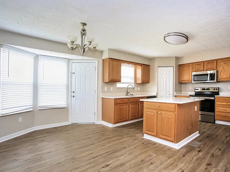 169 Pinecrest Dr — Photo 8