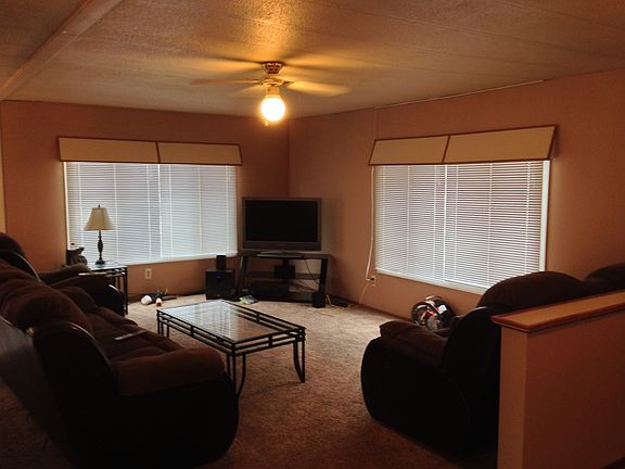 5th image of 7001 Vinewood Ave NE