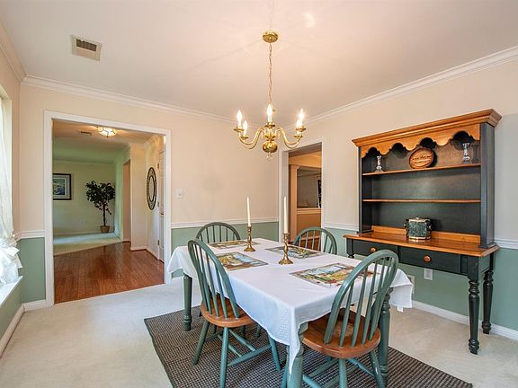 4th image of 1065 Moylan Ln