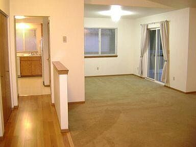 2nd image of 10009 139th St NW