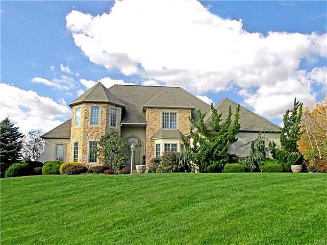 1st image of 5204 Elmhurst Dr