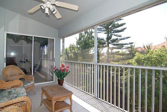 5th image of 341 Emerald Bay Cir Unit T4