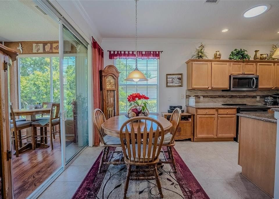 1st image of 9077 SW 70th Loop