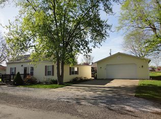 148 W Elm St, Aviston, IL 62216