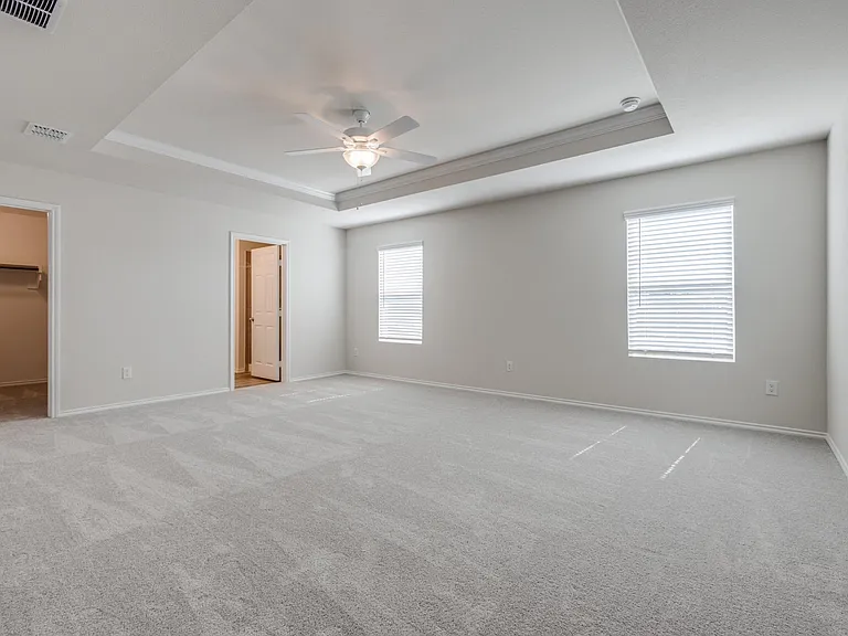 877 Table Rock St — Photo 11