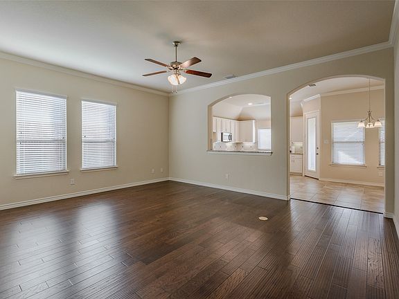 5th image of 5713 New Ballinger Dr