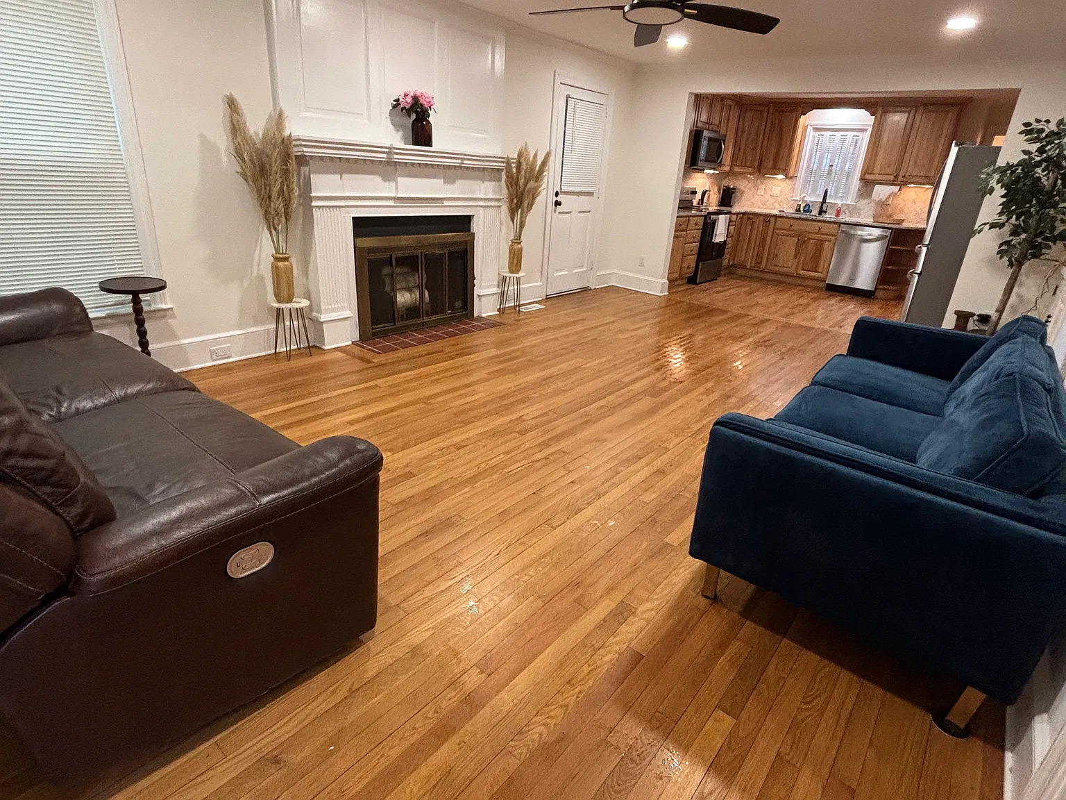 1 bed, 2250 sqft, $1,150 — Photo 3