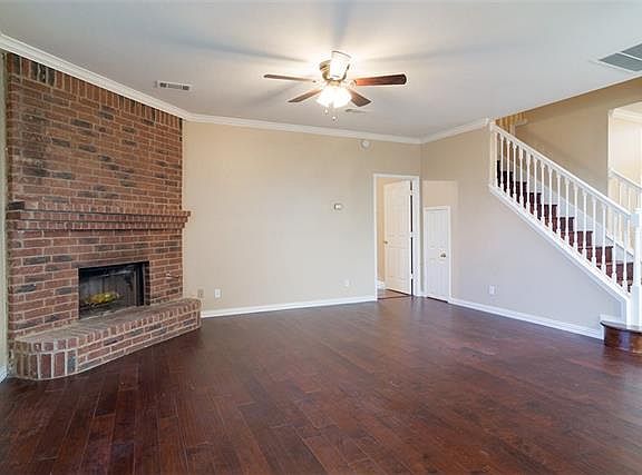 3rd image of 4910 Water Oak Dr