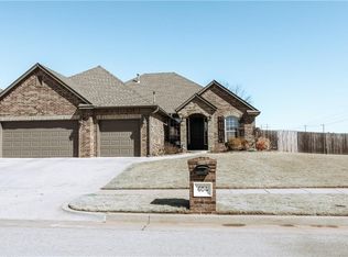 604 Shamrock Cir, Yukon, OK 73099