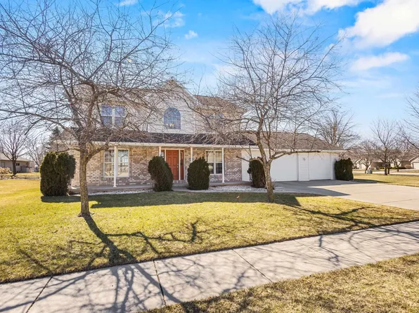 2251 Hopf Ln, De Pere, WI 54115