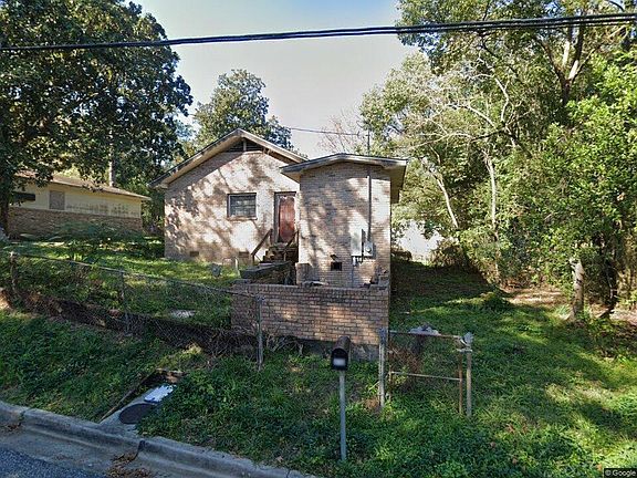 2nd image of 316 1st St