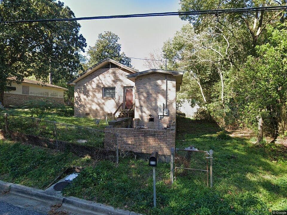 1st image of 316 1st St