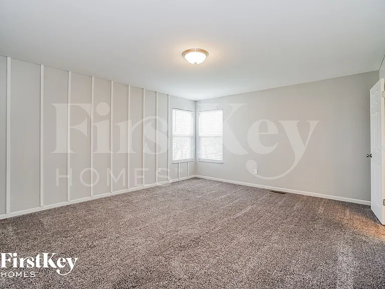 5 Hemingway Ave — Photo 8