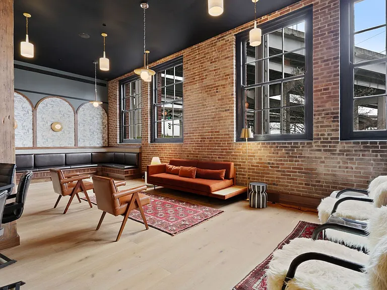 Building's Lounge