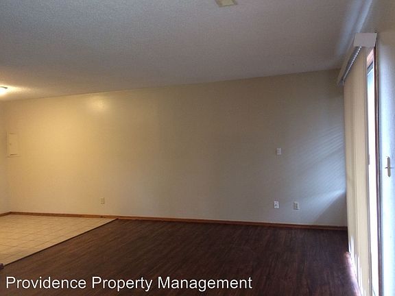 2nd image of 1809 W Deane St