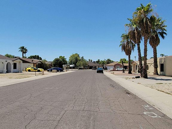 4th image of 5150 W Joan De Arc Ave