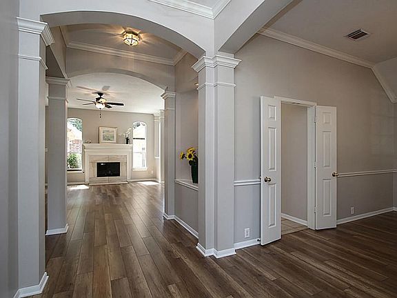 5th image of 7715 Allegro Dr