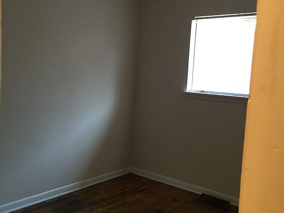 5th image of 1622 N Colorado Ave