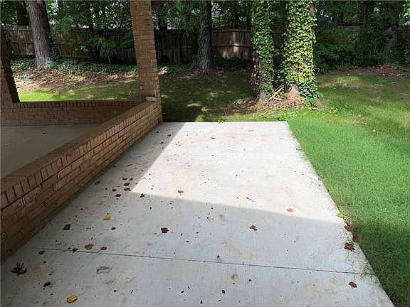 4th image of 4501 Lindsey Dr