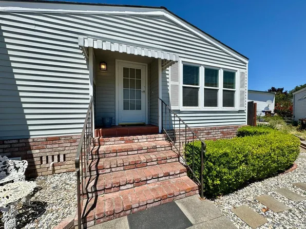 208 Shirley Court, Napa, CA 94558