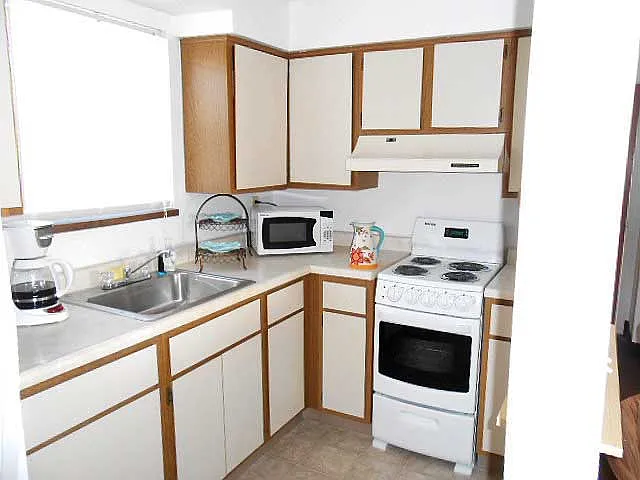 Sanborn Meadow Apartments — Photo 4